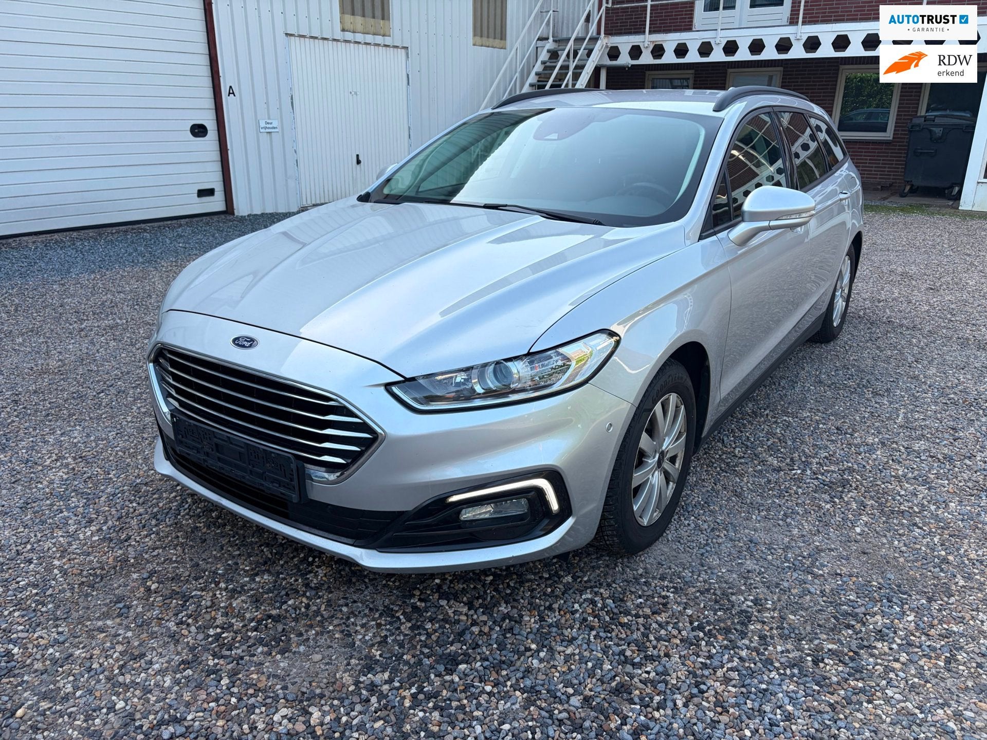 Ford Mondeo Wagon 2.0 EcoBlue Trend 7900 netto, Auto's, Zwart, 4 cilinders, Automatische klimaatregeling, 21 km/l
