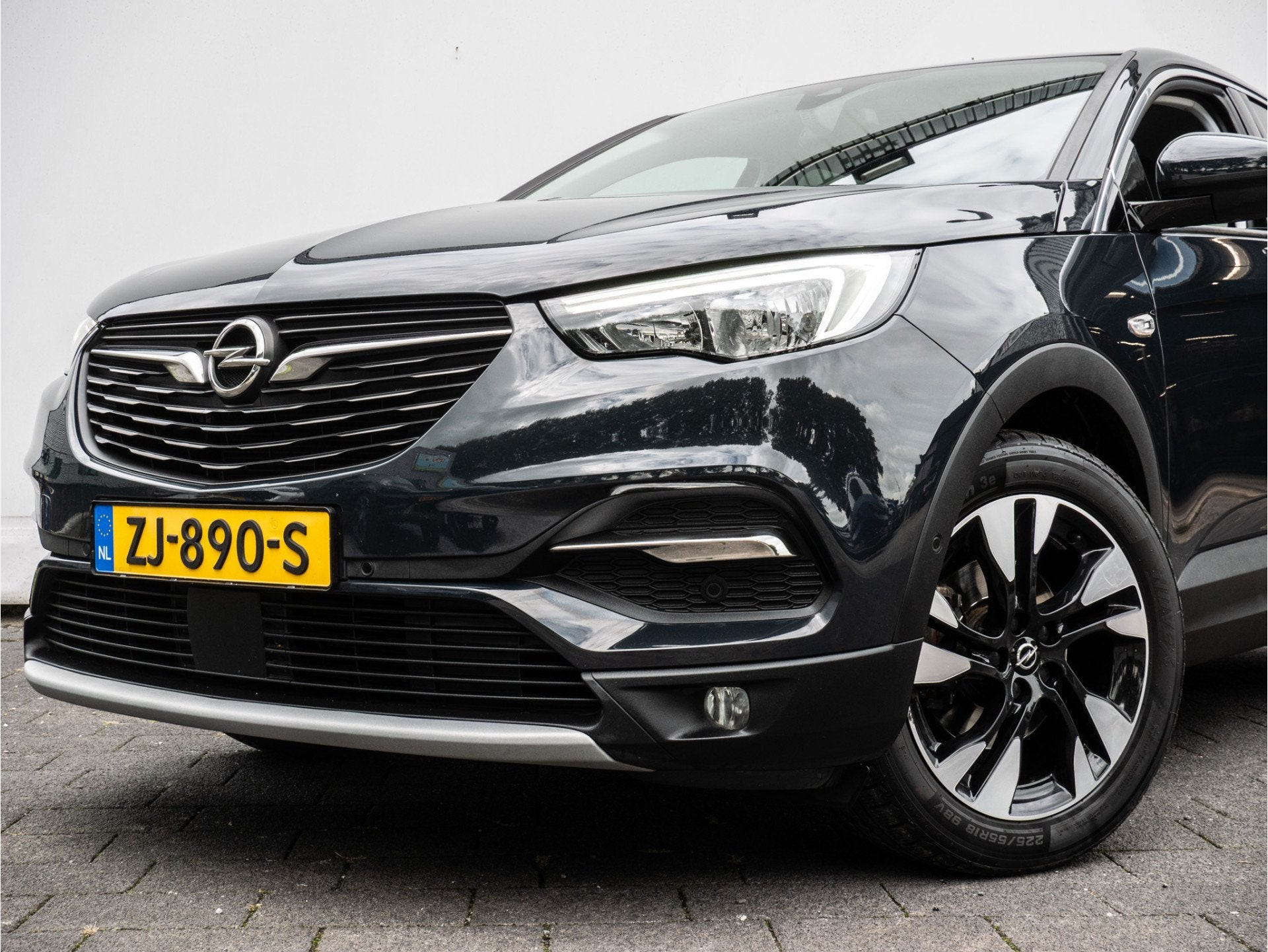Opel Grandland X 1.2 Turbo 130pk Innovation Trekhaak/ Camera, Stof, Gebruikt, 1199 cc, Met garantie (alle)