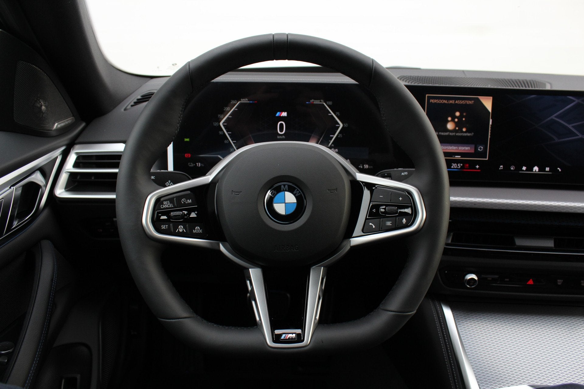 BMW i4 xDrive40 Gran Coupé M Sport / Schuif-kanteldak / Tre, Auto's, Dealer onderhouden, Leder, Blauw, Zilver of Grijs