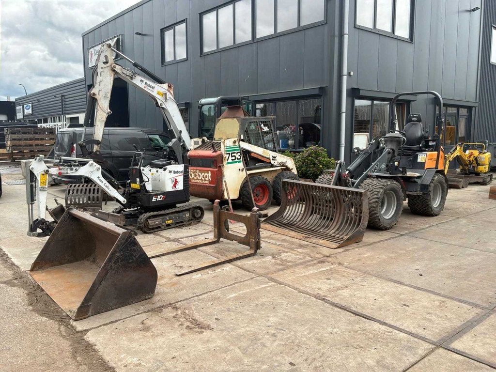 Giant - 452 HD-EXTRA - Shovel - 2015, Wiellader of Shovel