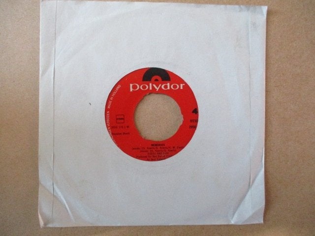 s1840 earth and fire - memories 2, Ophalen, Gebruikt, 7 inch, Overige genres