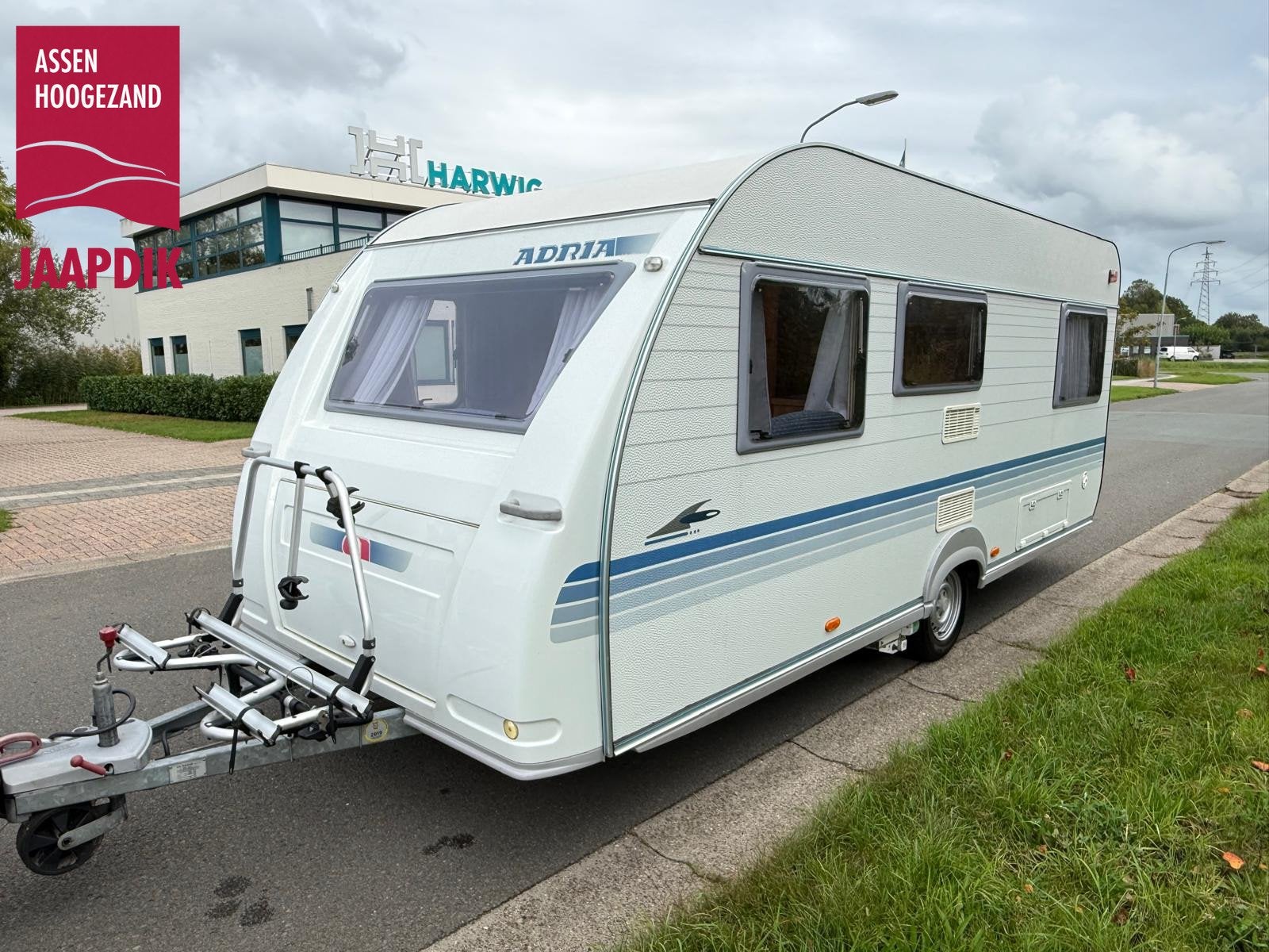 Adria BWJ 2005 ADORIX 512 UP MOVER | TULE FIETSENREK | BADKA, Vast bed, Bedrijf, Adria, Azieweg 17
9407TC  ASSEN, NL