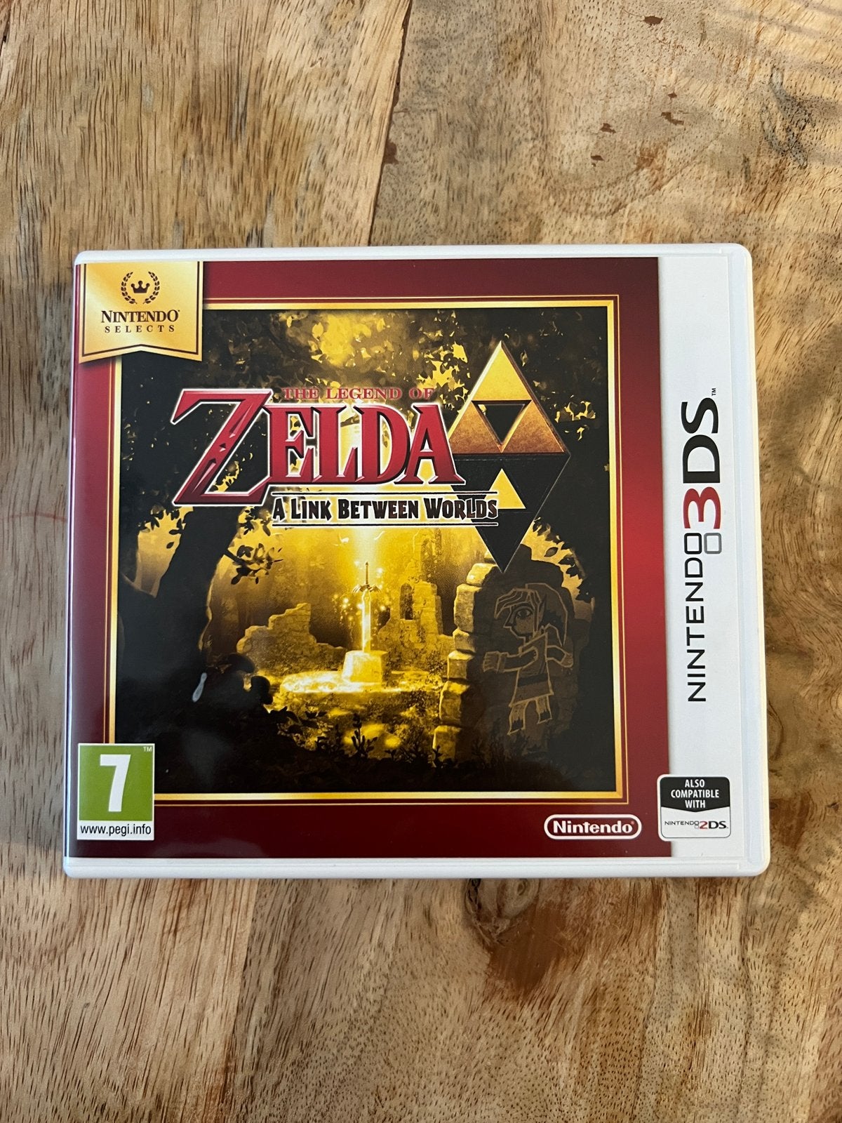 The Legend of Zelda: A Link Between Worlds (Nintendo 3DS), Avontuur en Actie, 1 speler, Ophalen of Verzenden, Zo goed als nieuw