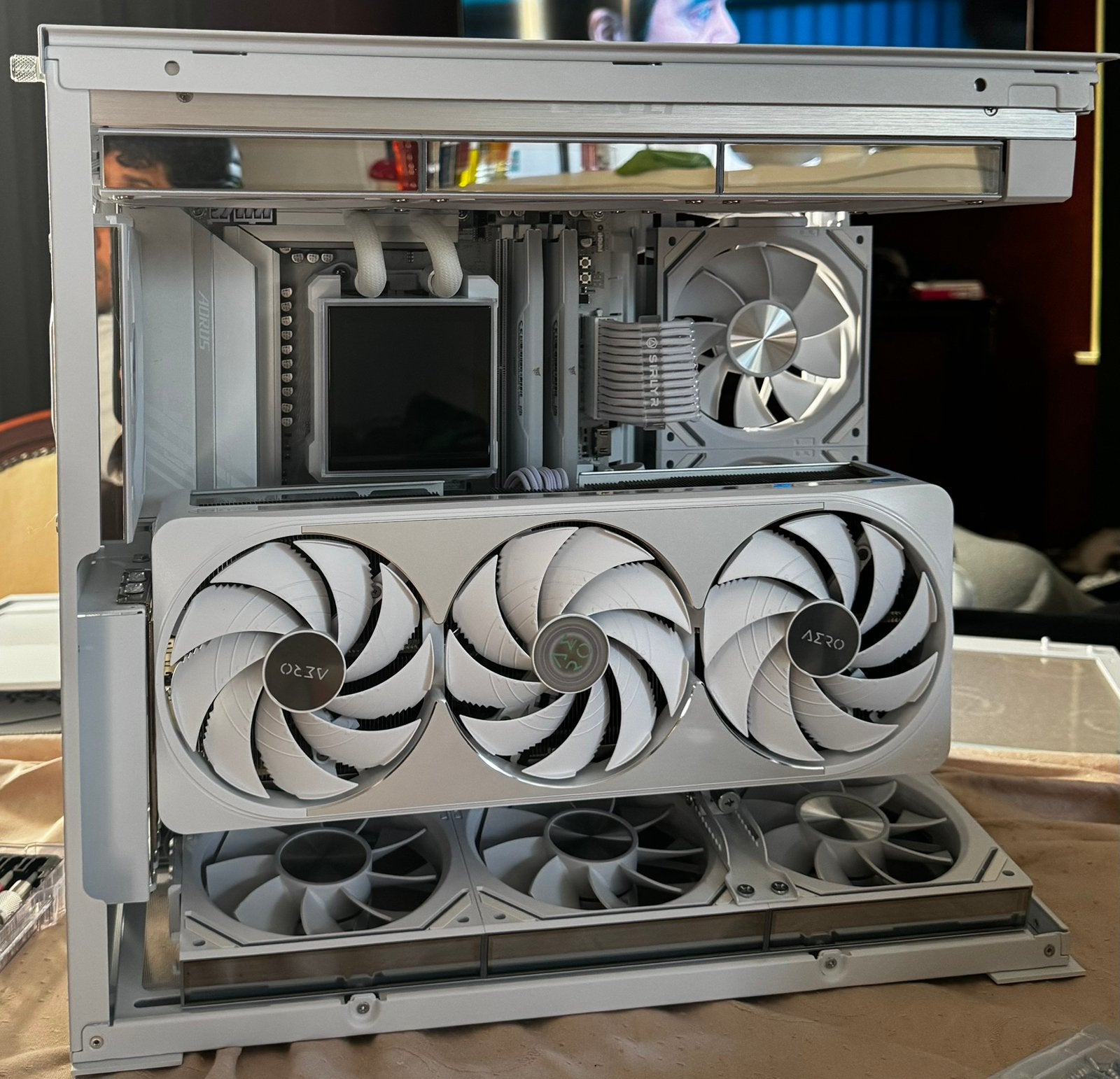 Gaming pc - Ryzen 7 9800X3D - 5070 TI - 32GB - 4TB, Computers en Software, Desktop Pc's, Ophalen, 32 GB, Zo goed als nieuw, Gaming