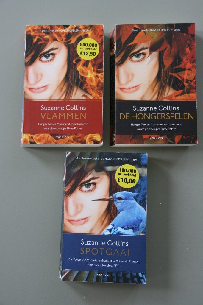 The Hungergames, trilogie, deel 2, Vlammen, Boeken, Ophalen of Verzenden, Zo goed als nieuw