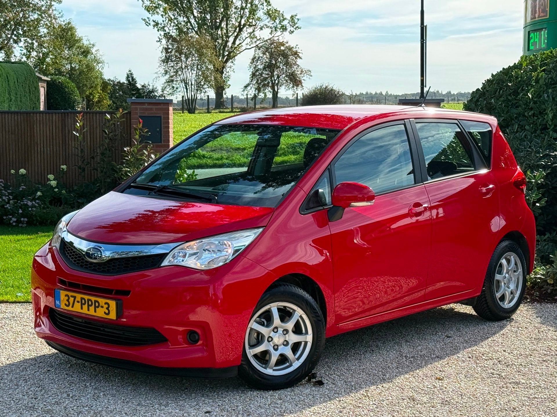 Subaru Trezia 1.3 Comfort *NIEUWE APK+AIRCO+ELEK PAKKET*, Auto's, Voorwielaandrijving, Euro 5, Zwart, Bedrijf