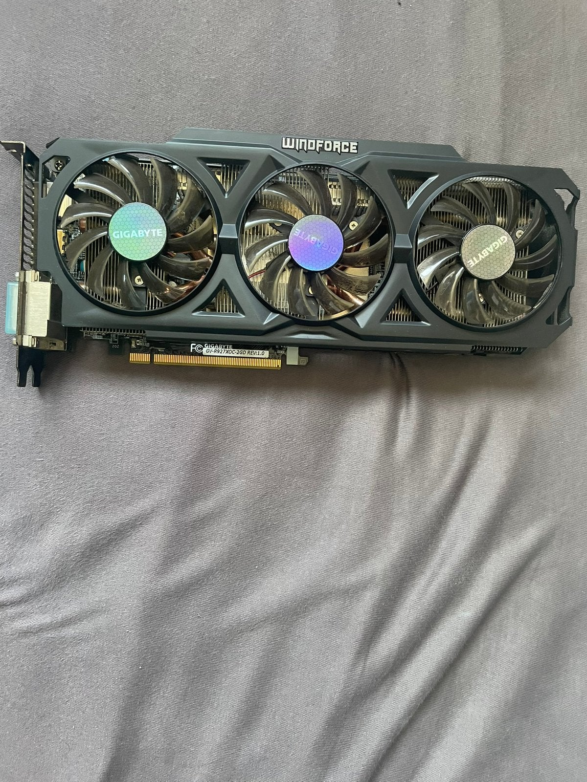 Amd radeon r9 270x budget GPU, Computers en Software, Videokaarten, PCI-Express 3, Ophalen of Verzenden, HDMI, AMD