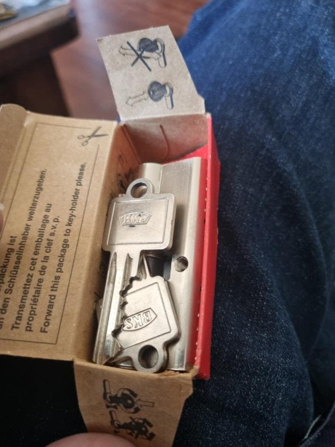 Bks profiel dubbele cilinderslot b8812 bieden

BKS Profiel d, Ophalen of Verzenden, Nieuw, Slot