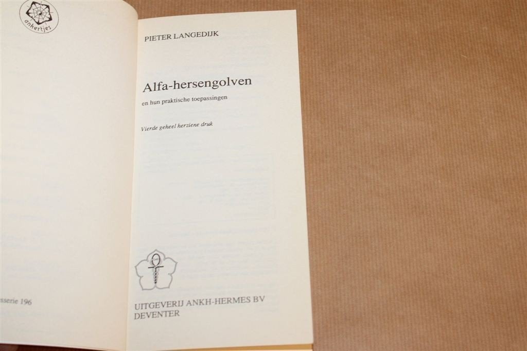 Alfa-Hersengolven — Praktische Toepassingen & Ontspanning, Ophalen of Verzenden, Gelezen, Overige onderwerpen, Achtergrond en Informatie