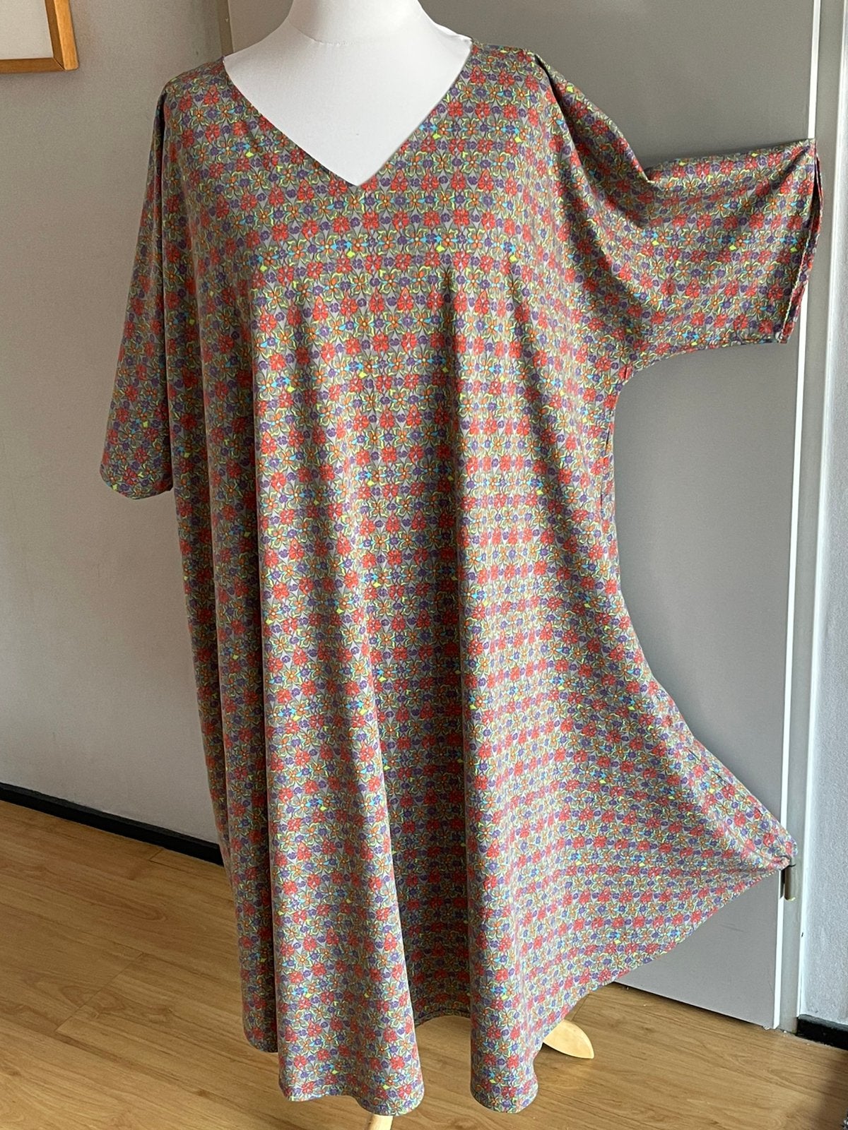 Peet: A-lijn jurk met retroprint tot maat 60, Meerkleurig, Jurk, Nieuw, Ophalen of Verzenden