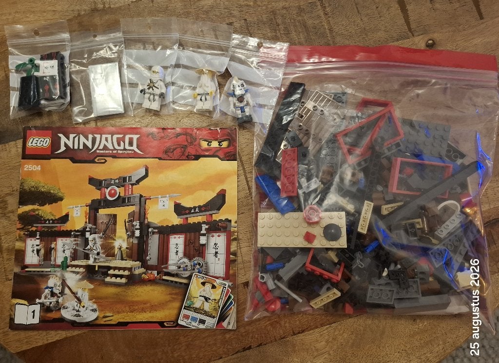 Lego Ninjago 2504 Spinjitzu Dojo, Compleet, Gebruikt, Lego, Ophalen of Verzenden