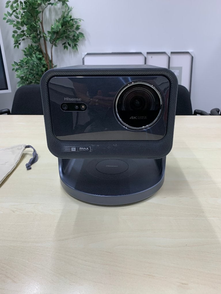 HISENSE C2 PRO 4K Smart Mini Projector Beamer, Audio, Tv en Foto, Beamers, Ophalen, Hisense, LED, Nieuw