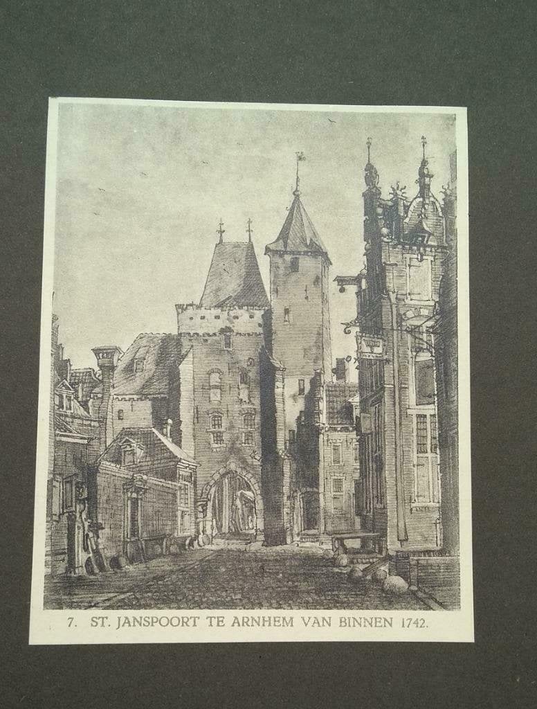 07 / Arnhem St.Janspoort van binnen Lichtdruk 1922, Antiek en Kunst, Ophalen of Verzenden