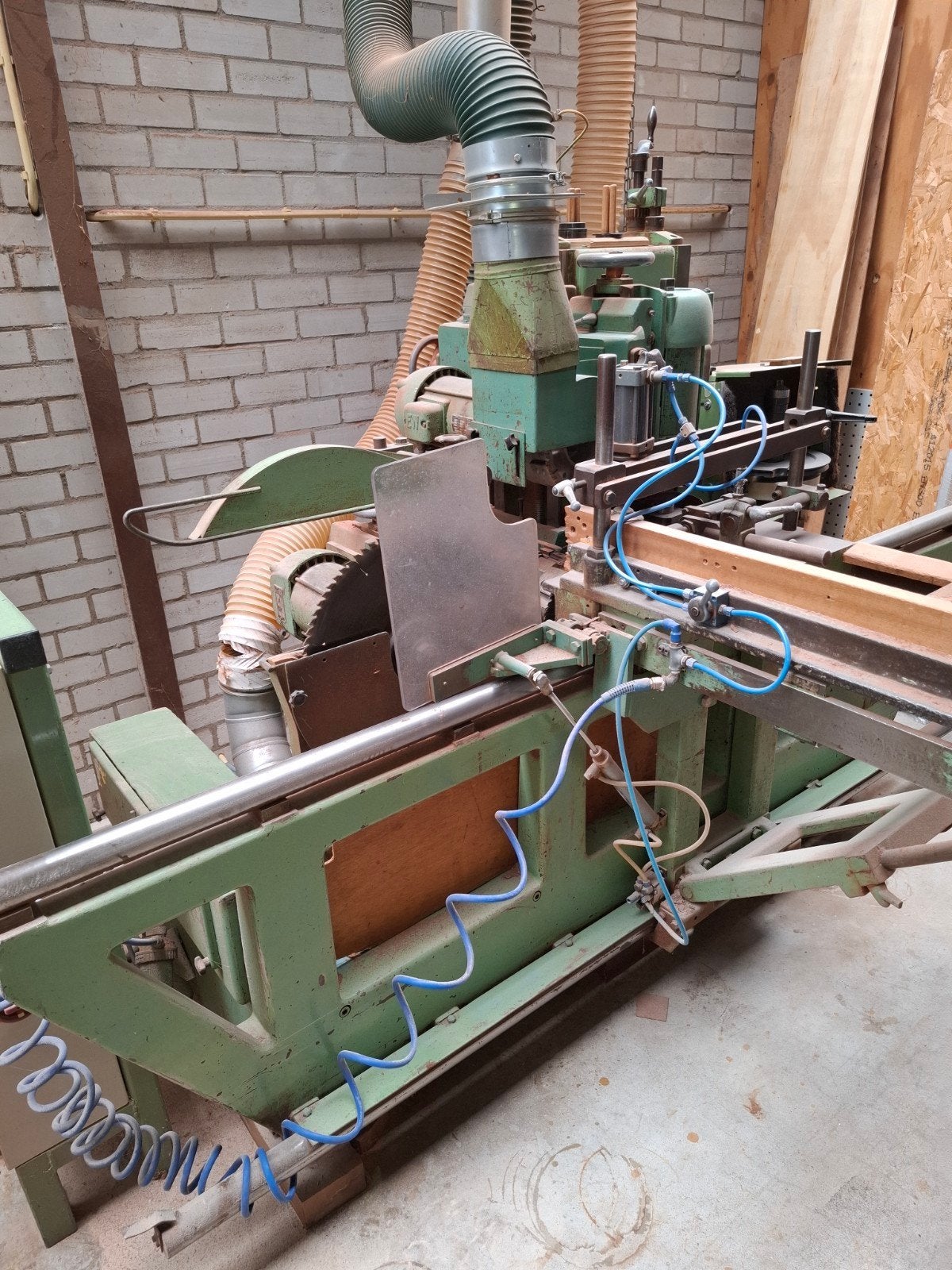 pennenbank, Ophalen, Gebruikt, 1200 watt of meer, Cirkelzaag