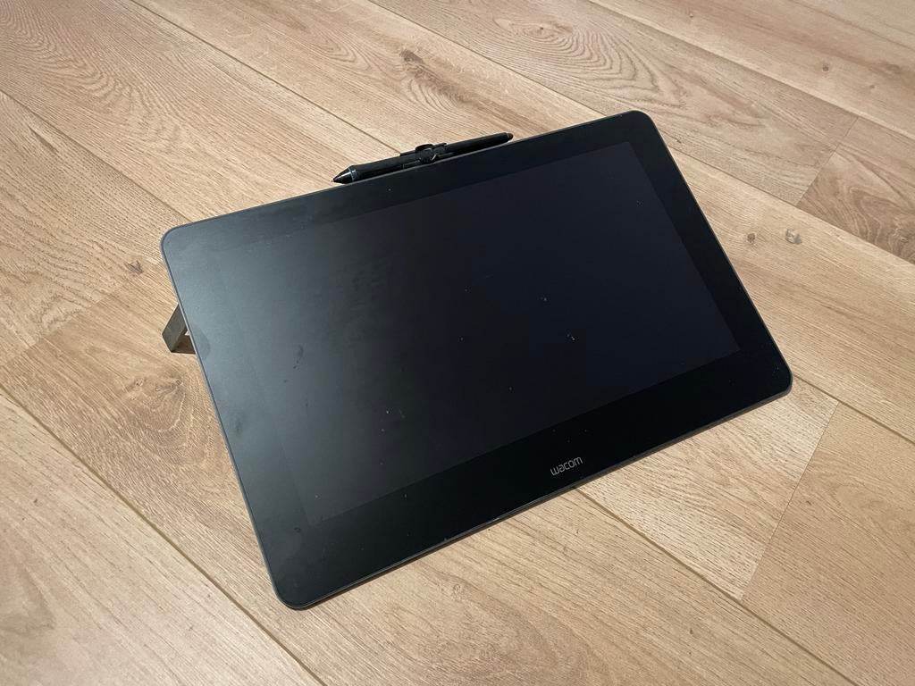 Wacom Cintiq 16 Pro tekentablet, Computers en Software, Tekentablets, Ophalen, Multi-touch, Zo goed als nieuw, Bedraad