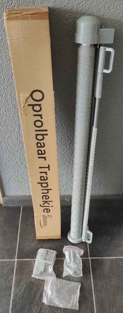 Oprolbaar traphekje nieuw grijs, Kinderen en Baby's, Traphekjes, Overige materialen, Nieuw, Ophalen of Verzenden, 100 tot 115 cm