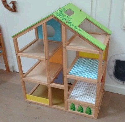 Houten poppenhuis met accessoires, Kinderen en Baby's, Speelgoed | Poppenhuizen, Ophalen, Gebruikt, Poppenhuis