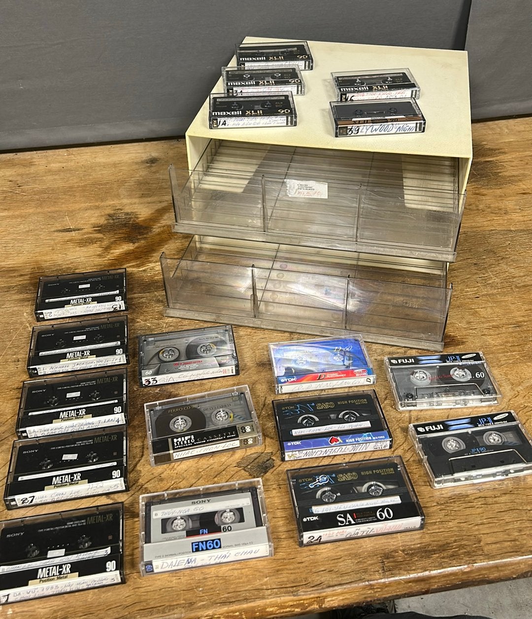 Sony Metal XR 90 cassettebandjes. Met bewaar doos., Ophalen of Verzenden, Zo goed als nieuw, Overige genres, 2 t/m 25 bandjes