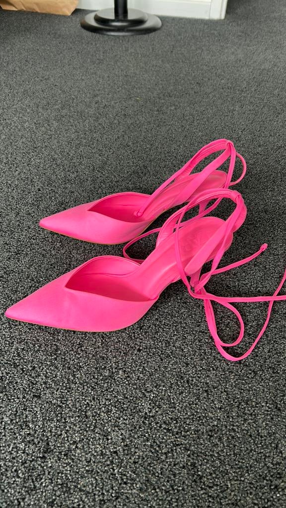 ZARA zgan roze pumps met bandjes maat 41, Ophalen of Verzenden, Zo goed als nieuw
