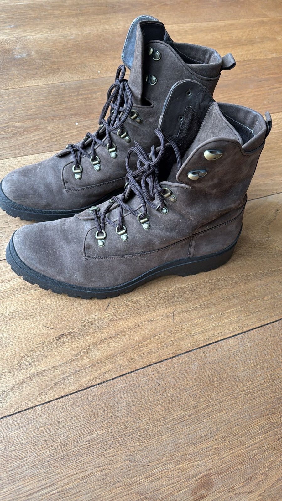 Bally designer laarzen leer zo goed als nieuw, Kleding | Dames, Schoenen, Bruin, Lage of Enkellaarzen, Ophalen of Verzenden, Zo goed als nieuw