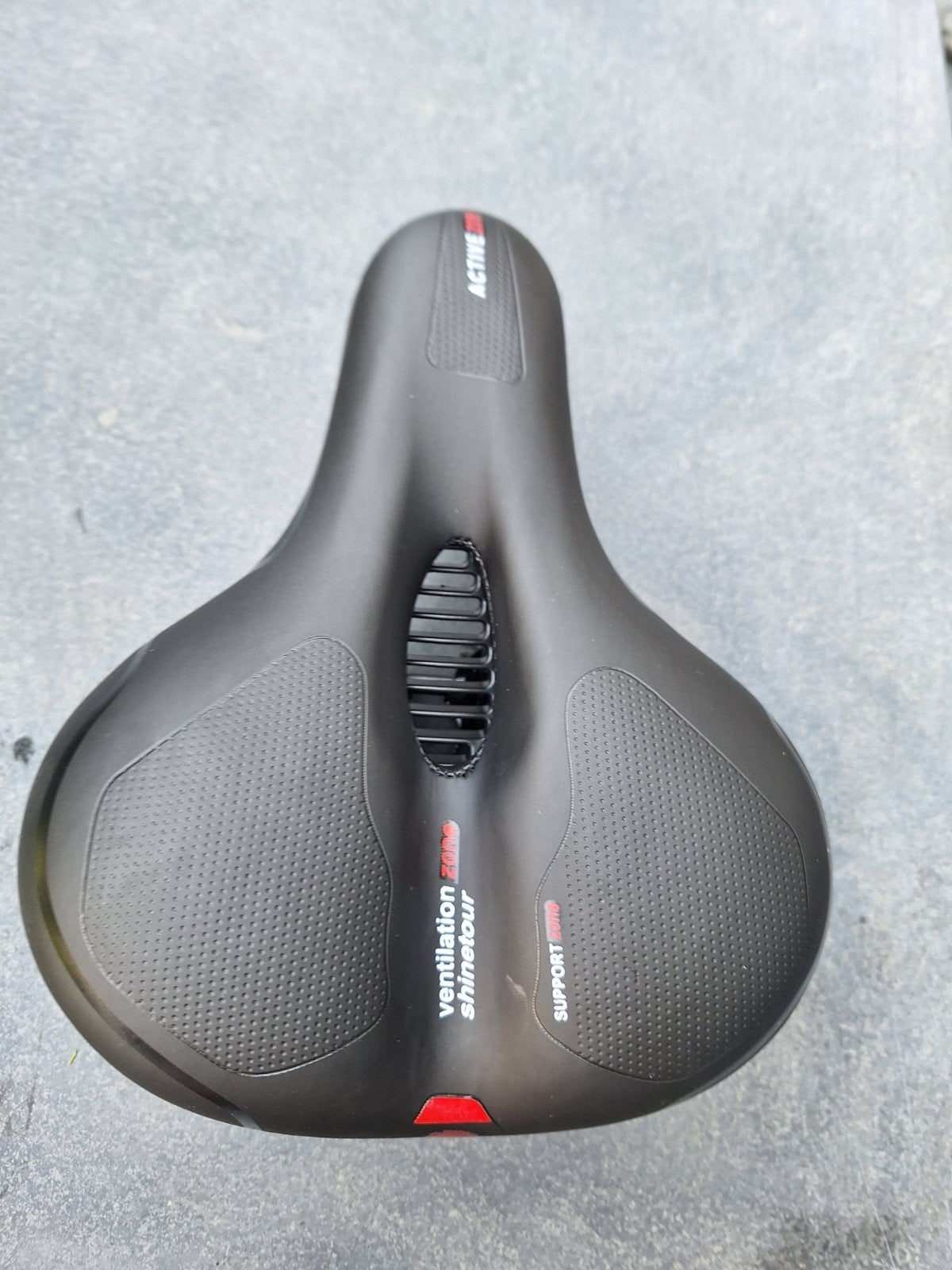 Fietszadels: Comfort en Sport (3 stuks), Ophalen, Gebruikt, Stadsfiets, Kunststof