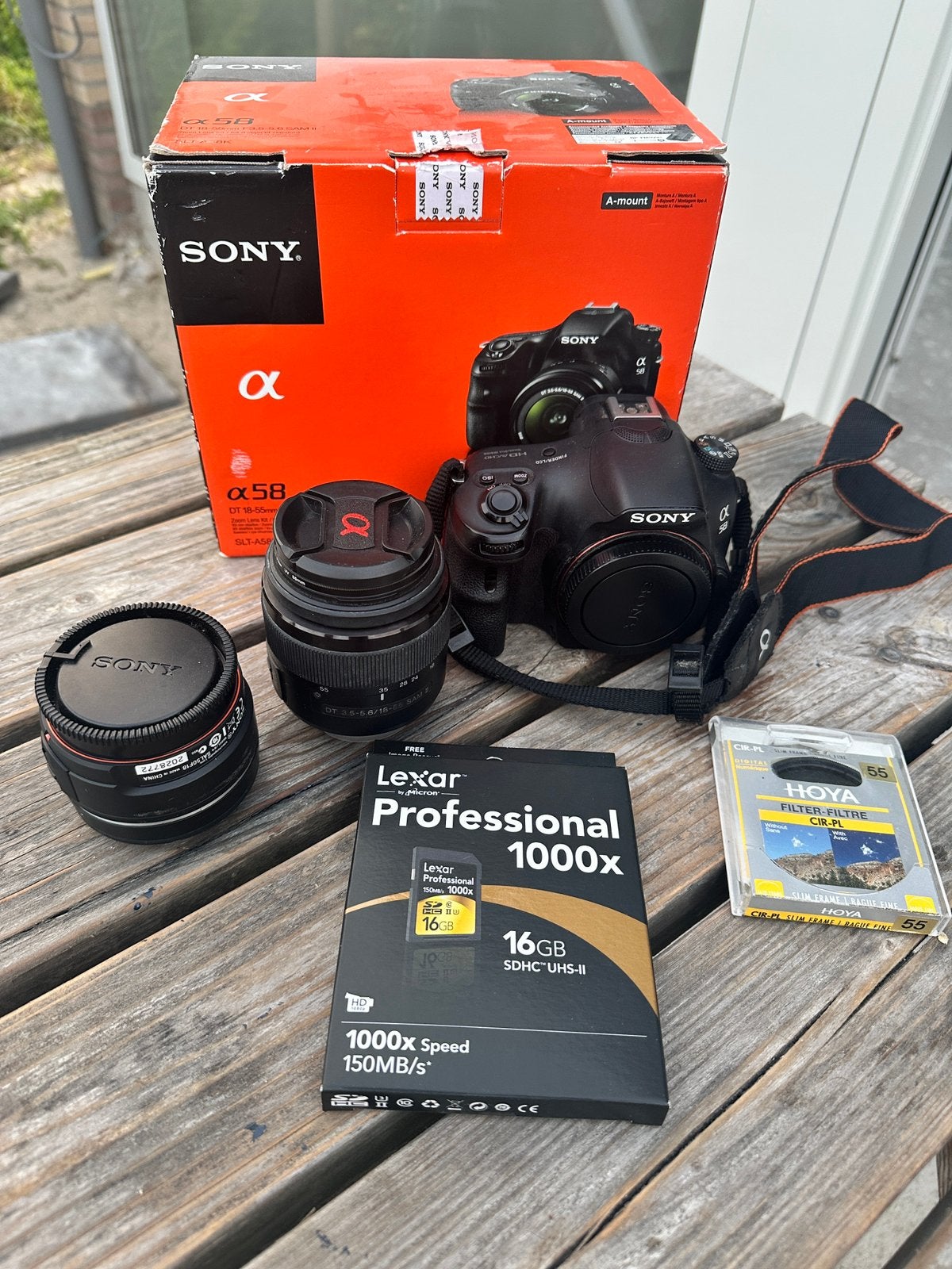 Sony Alpha A58 + 18-55mm + Sony 50mm f/1.8 + accessoires, Audio, Tv en Foto, Fotocamera's Digitaal, Spiegelreflex, Ophalen of Verzenden