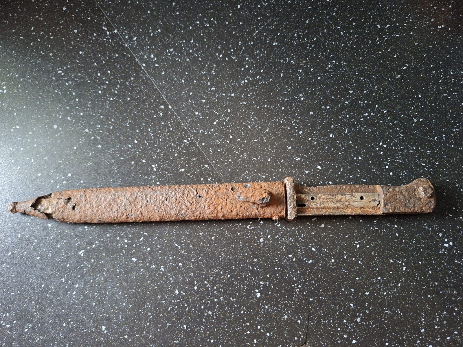 Ww2 wo2 Duitse bodemvondst k98 mauser, Ophalen of Verzenden, Duitsland, Mes of Dolk