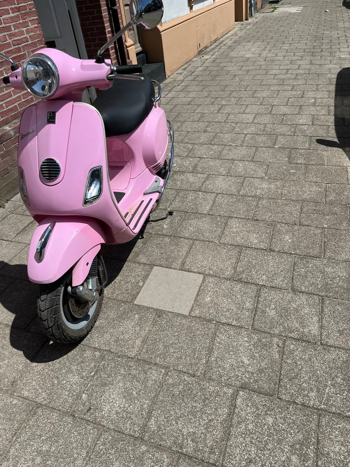 Roze Vespa LX 2-takt 50cc scooter - Goed onderhouden, Ophalen of Verzenden, Gebruikt