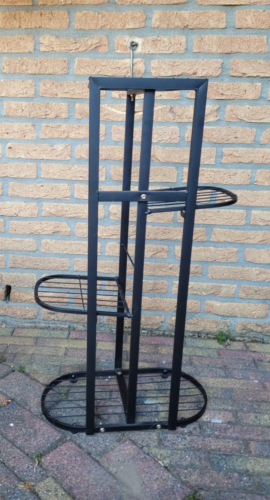 Zwarte metalen plantenstandaard  voor binnen., Huis en Inrichting, Woonaccessoires | Overige, Gebruikt, Metaal, Zwart, Modern