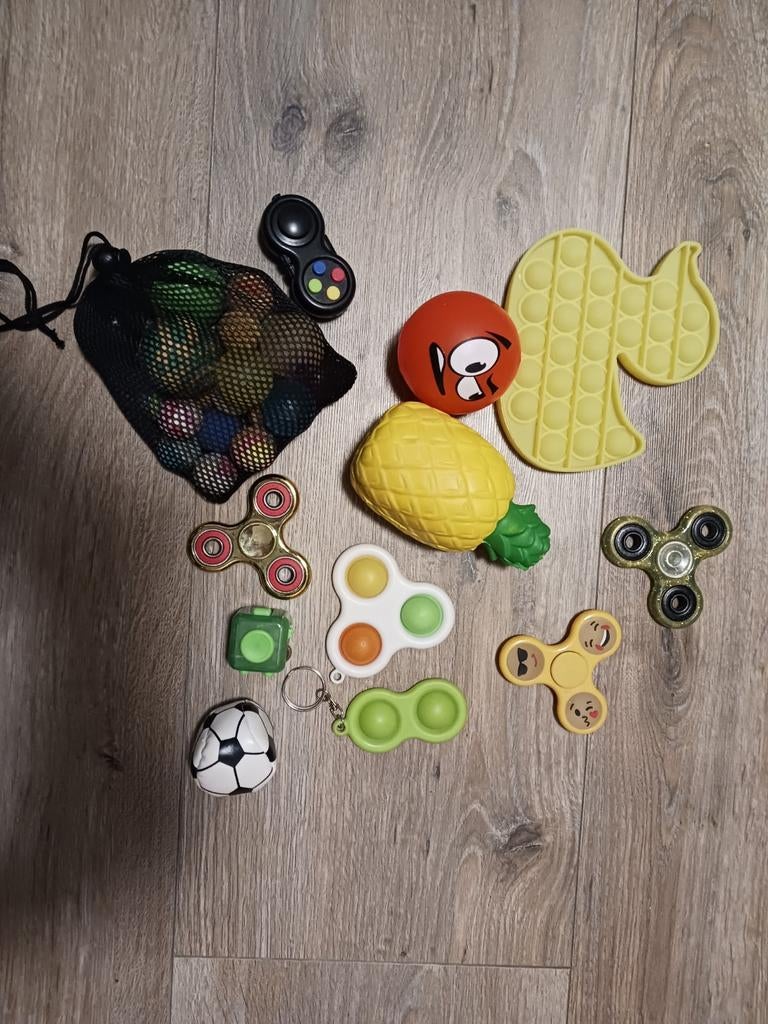 Grote set stuiterballen en fidget toys, Ophalen of Verzenden, Gebruikt, Jongen of Meisje