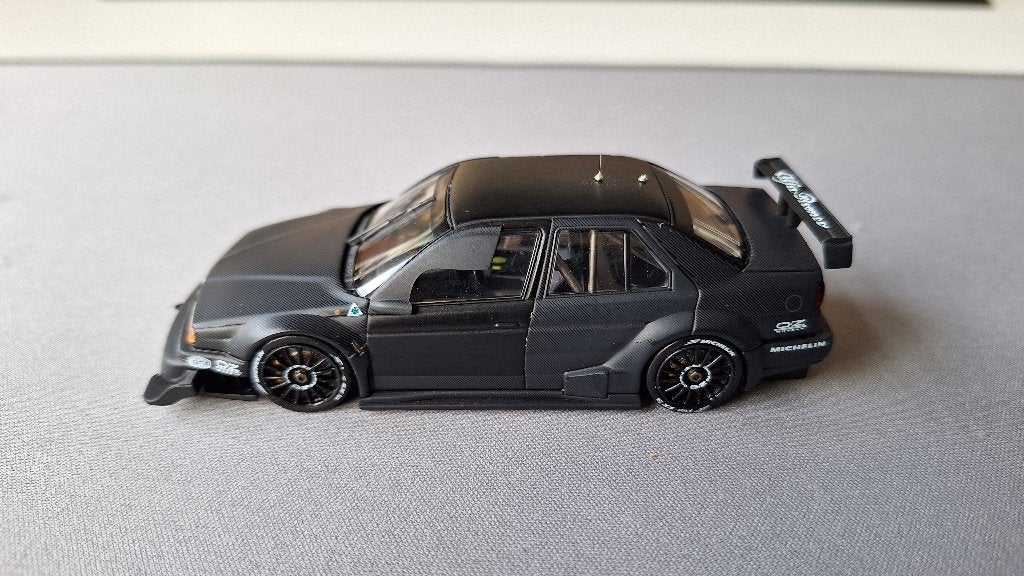 1:43 HPI Racing Alfa Romeo 155 V6 TI ITC – Carbon Fiber Body, Ophalen of Verzenden, Gebruikt, Auto, Overige merken