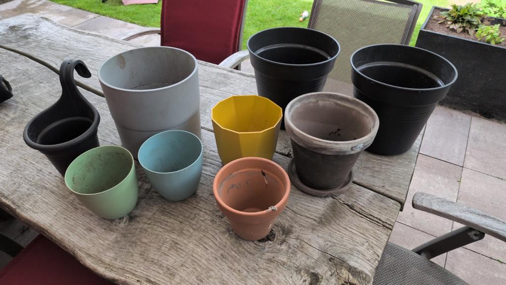 Verschillende bloempotten, Tuin en Terras, Bloempotten, Ophalen, Overige materialen, Gebruikt, Rond