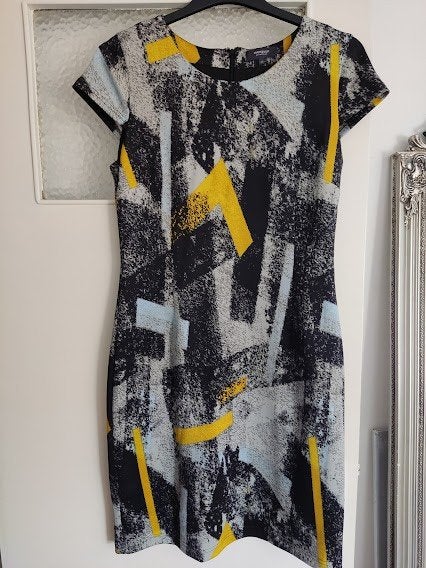 Manguun dames jurk zwart / grijs / geel met ronde hals, Kleding | Dames, Maat 38/40 (M), Meerkleurig, Ophalen of Verzenden, Zo goed als nieuw