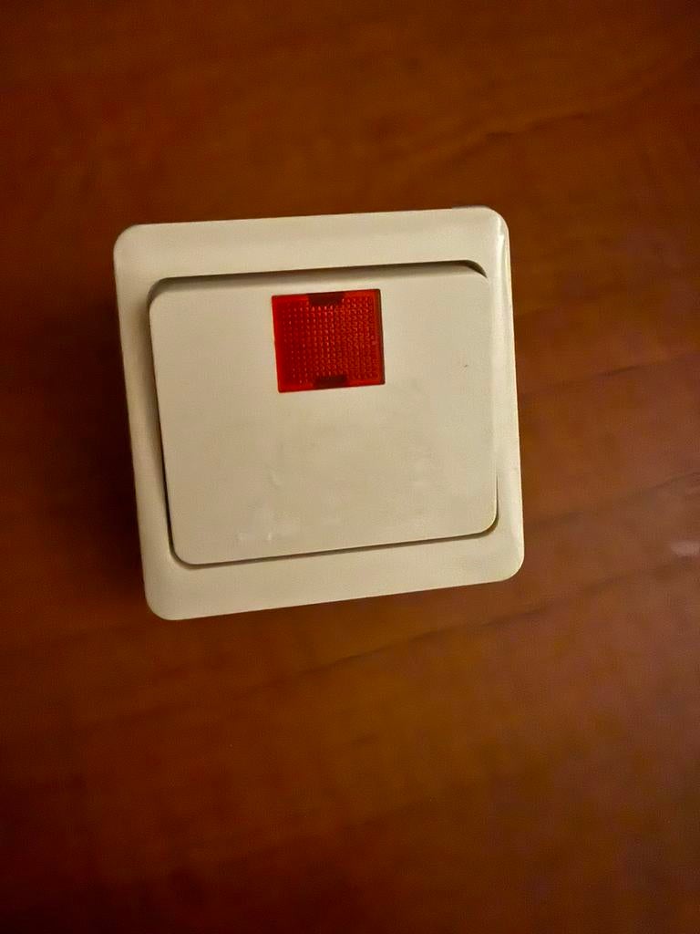 Schakelaar met controle lamp inbouw, Ophalen of Verzenden, Zo goed als nieuw, Schakelaar
