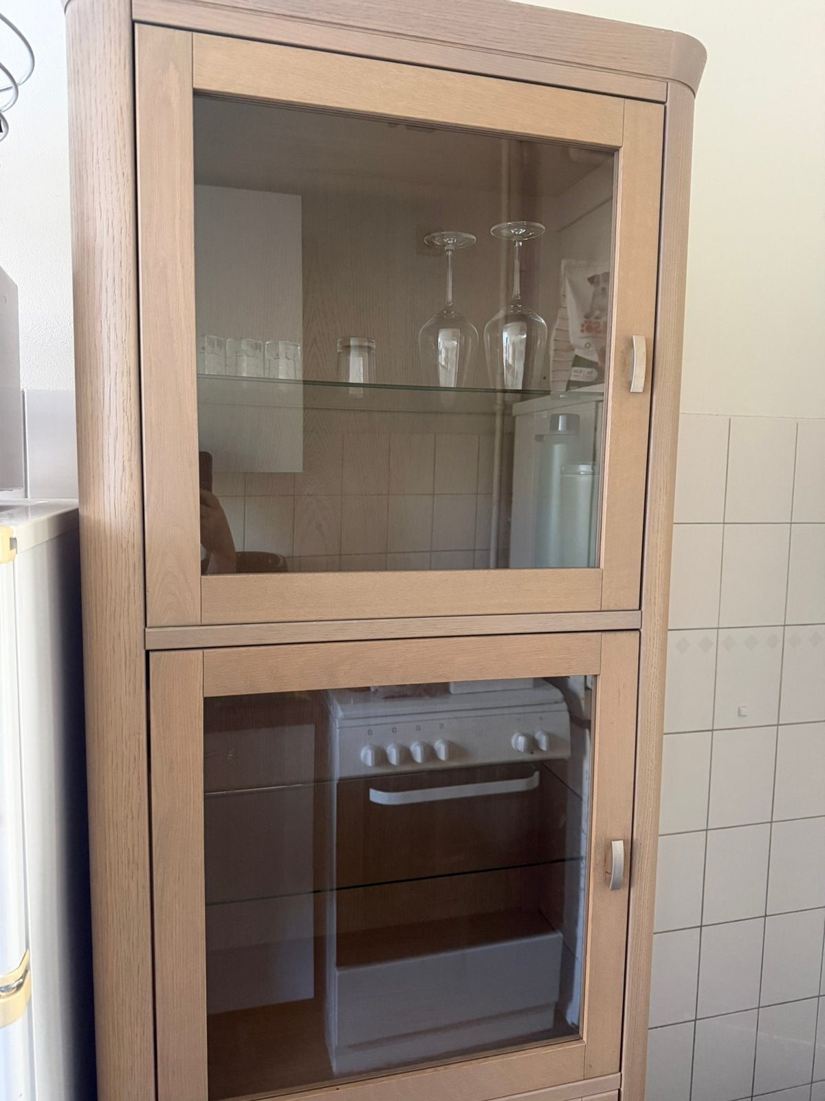 Zware buffetkast, Ophalen, 200 cm of meer, 25 tot 50 cm, Glas
