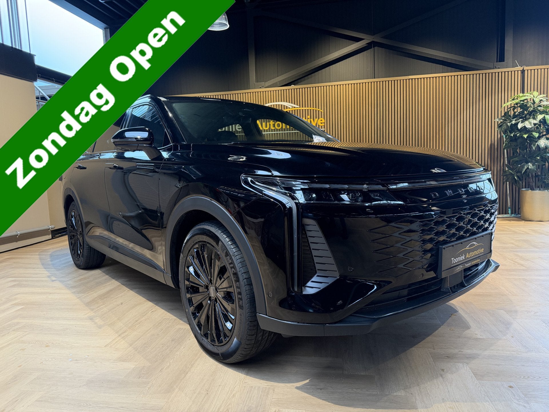 Omoda 9 1.5T-GDi SHS-P Premium 5p PANORAMADAK | BLACK EDETIO, Auto's, Automaat, Gebruikt, Bedrijf, Vierwielaandrijving