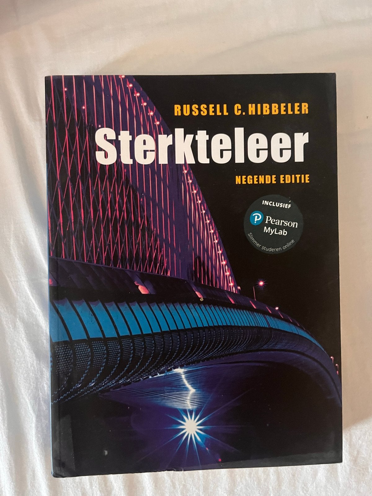 Sterkteleer - Negende Editie - Russell C. Hibbeler, Boeken, Ophalen of Verzenden, Beta, Zo goed als nieuw, HBO