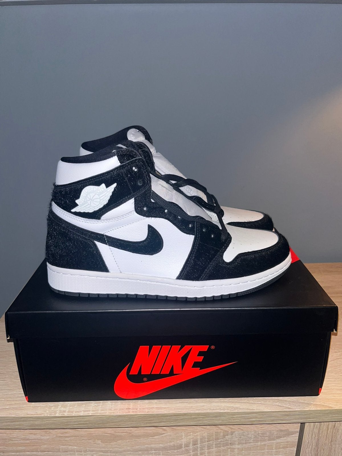 WMNS Air Jordan 1 Retro High OG Twist. Maat 40,5., Ophalen of Verzenden, Nieuw, Zwart, Sneakers of Gympen