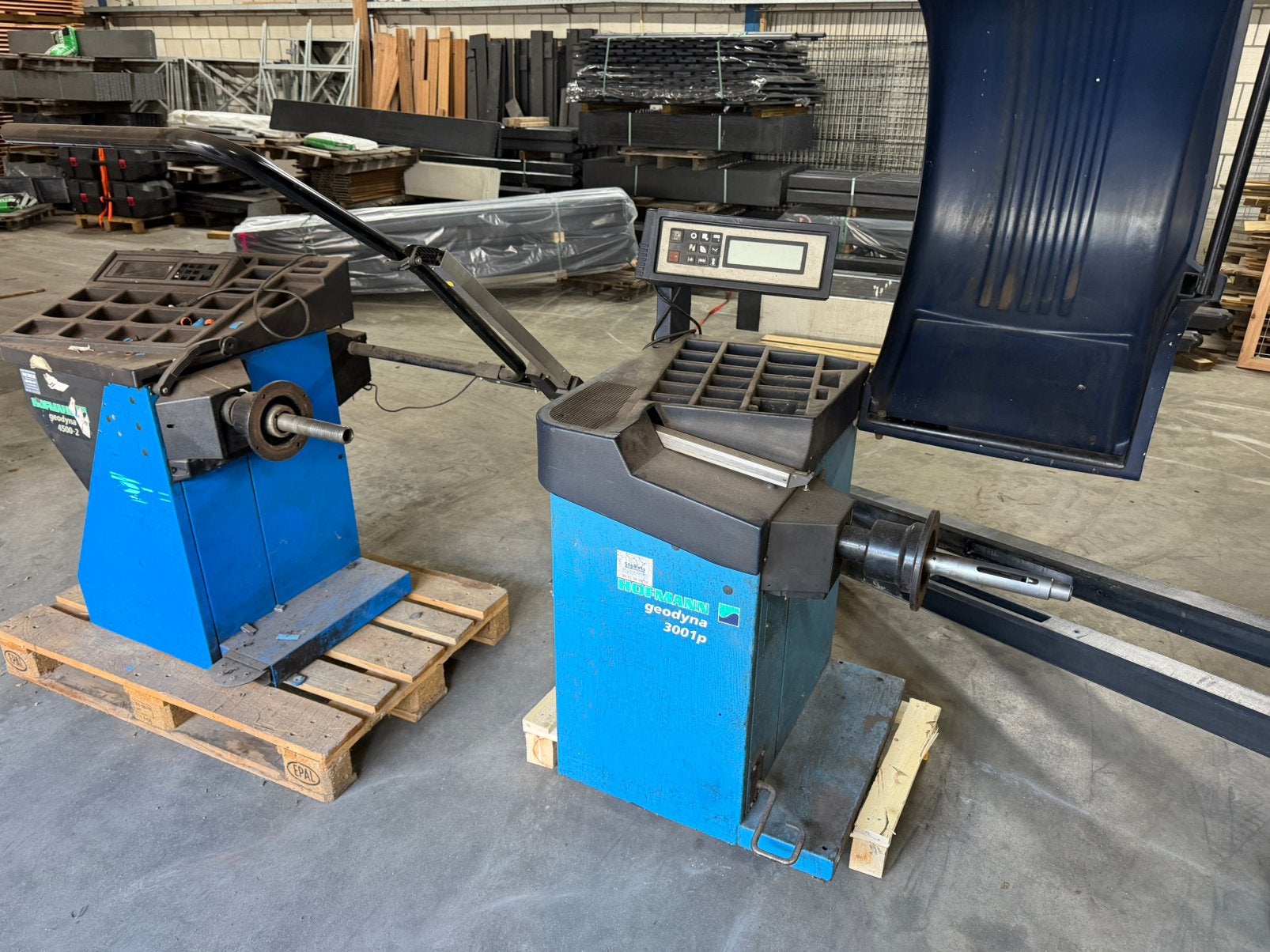 2x Hofmann Geodyna 3001p Balanceerapparaat Autobanden, Ophalen of Verzenden, Gebruikt