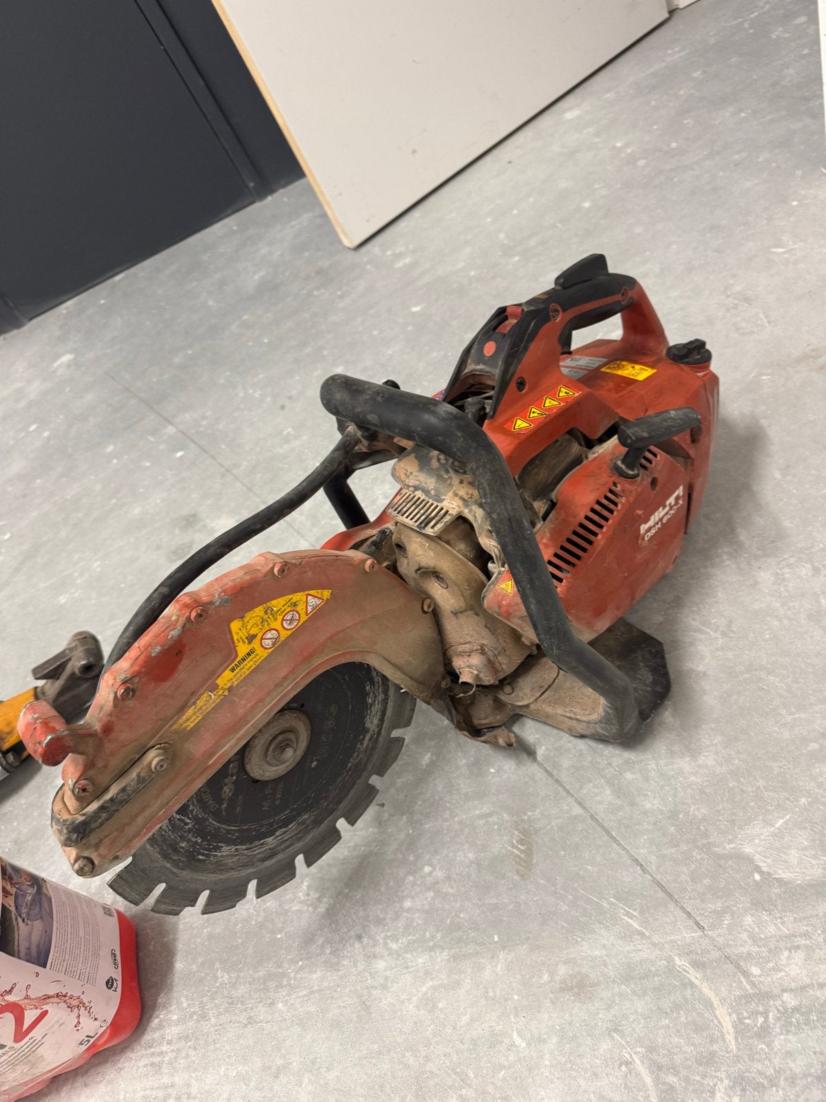 Hilti DSH 600-X Bandenslijper - Krachtige Doorslijpmachine, Ophalen of Verzenden, Gebruikt, 1200 watt of meer, Overige typen
