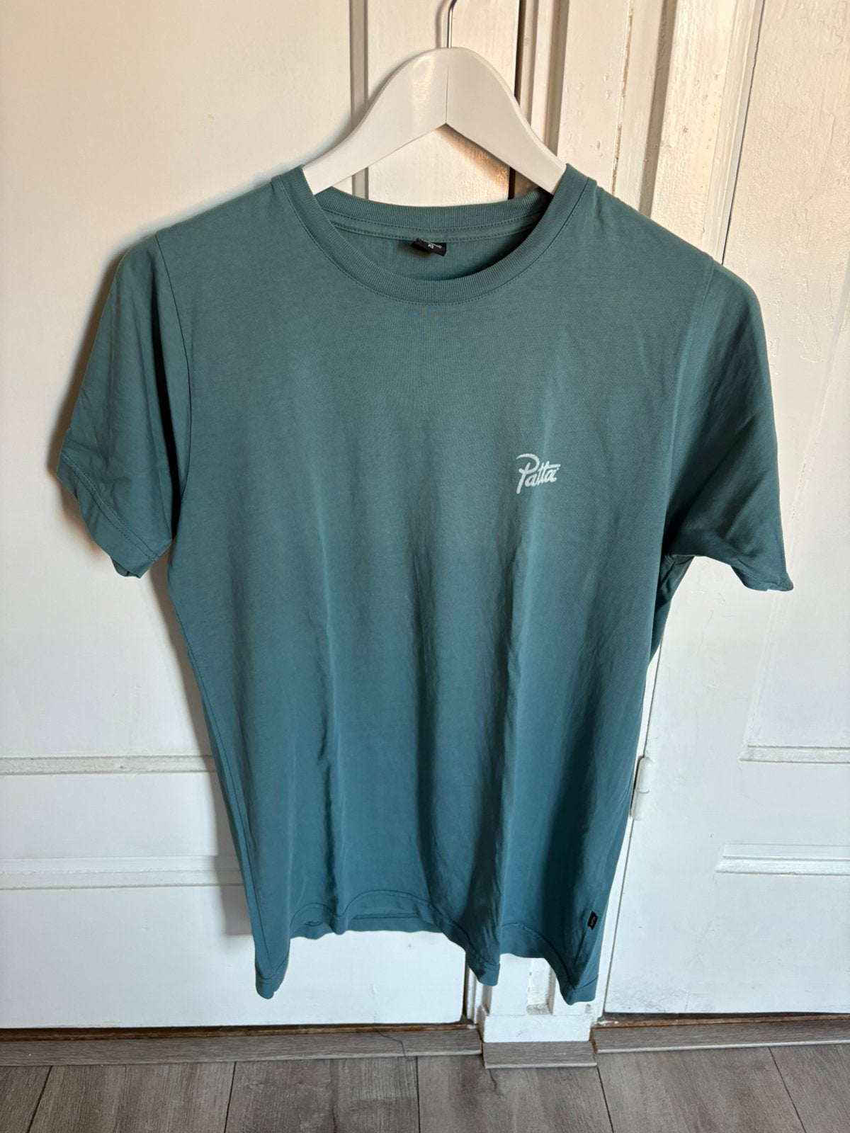 Patta – “Lobi Libi” T-shirt, Ophalen of Verzenden, Zo goed als nieuw, Maat 46 (S) of kleiner, Blauw