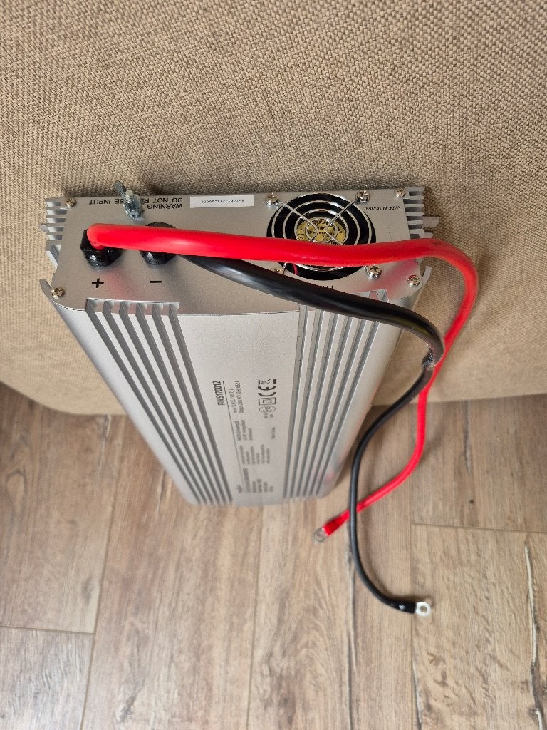 Omvormer 12v - 230v, Ophalen, Gebruikt, Overige typen