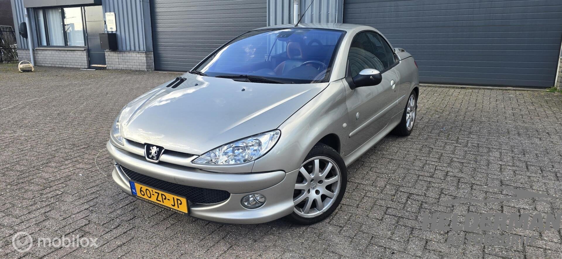 Peugeot 206 CC Roland Garros | Leder | Climate Control, Auto's, 136 pk, Gebruikt, Automatische klimaatregeling, 4 cilinders