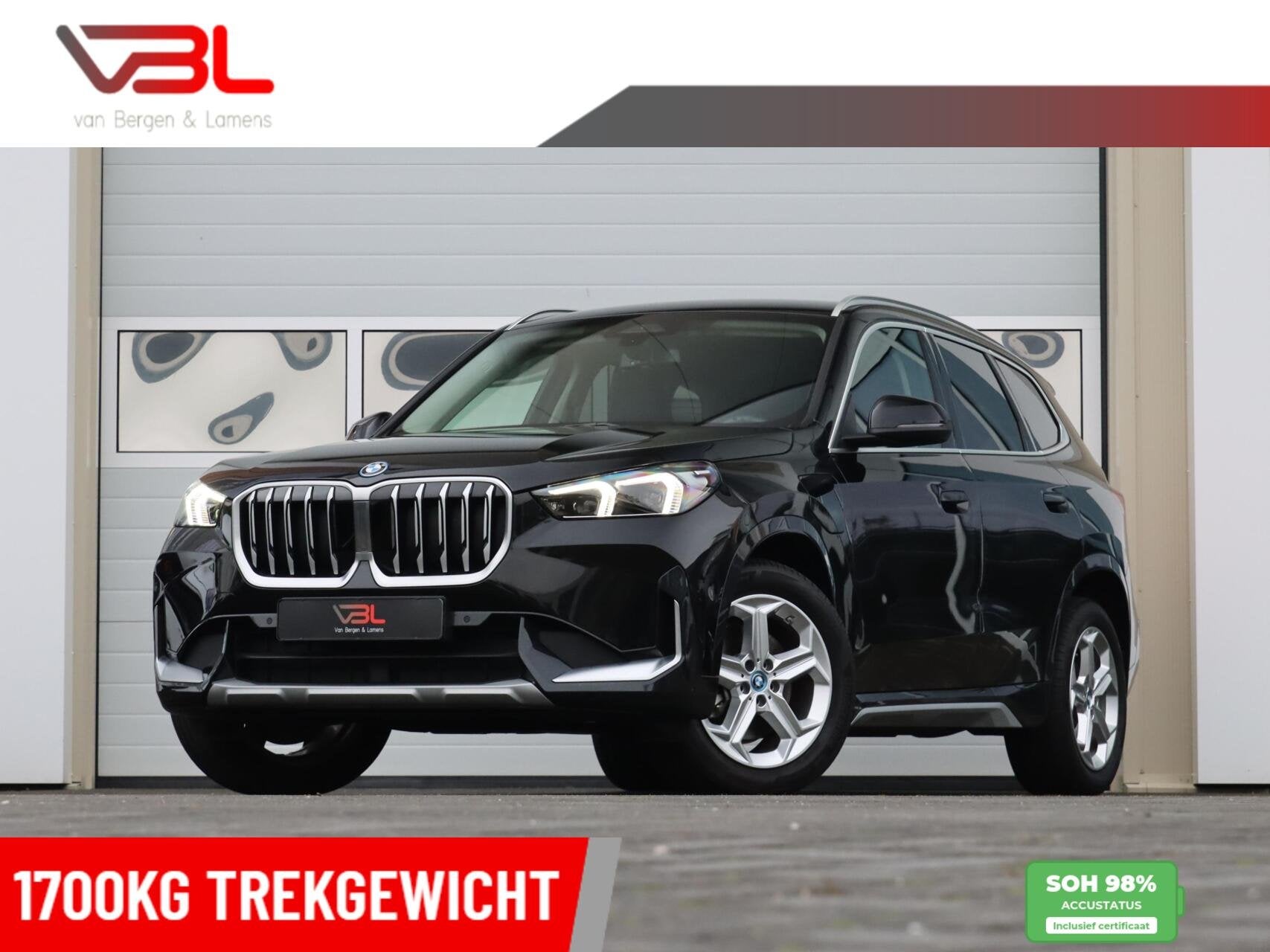 BMW X1 xDrive25e 245PK | X-line | SOH 98,5% | Massage | H&K, Gebruikt, Met garantie (alle), Zwart, Bedrijf