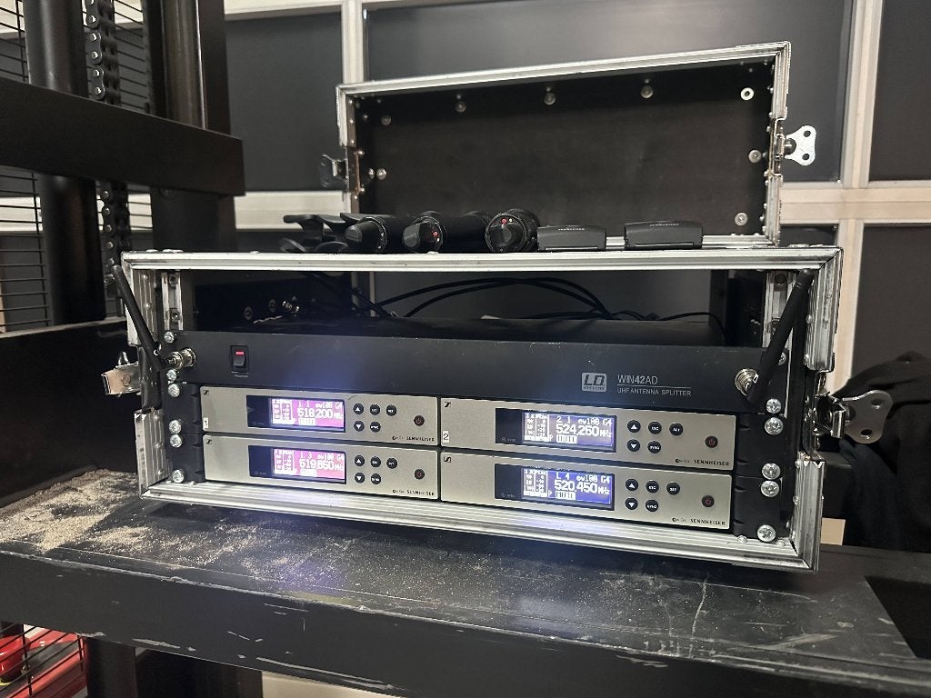 Sennheiser EW 100 G4 – 4-kanaals set in flightcase incl., Muziek en Instrumenten, Ophalen, Zo goed als nieuw, Zangmicrofoon, Draadloos
