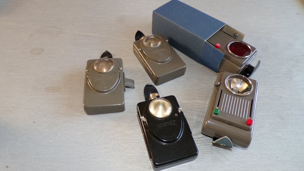 5 Vintage Pertrix Zaklampen (No. 667 / 685) – Ongebruikt, Verzenden, Landmacht, Duitsland, Overige typen