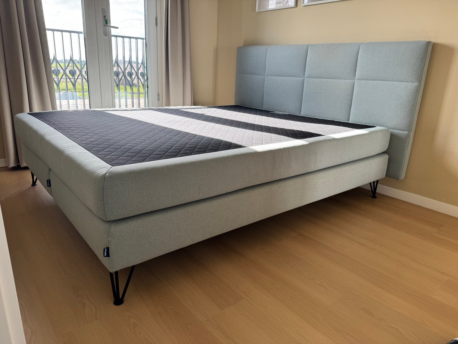 Luxe Boxspring merk Karlsson (BeterBed) 180x220, Tweepersoons, Ophalen of Verzenden, Zo goed als nieuw, 180 cm