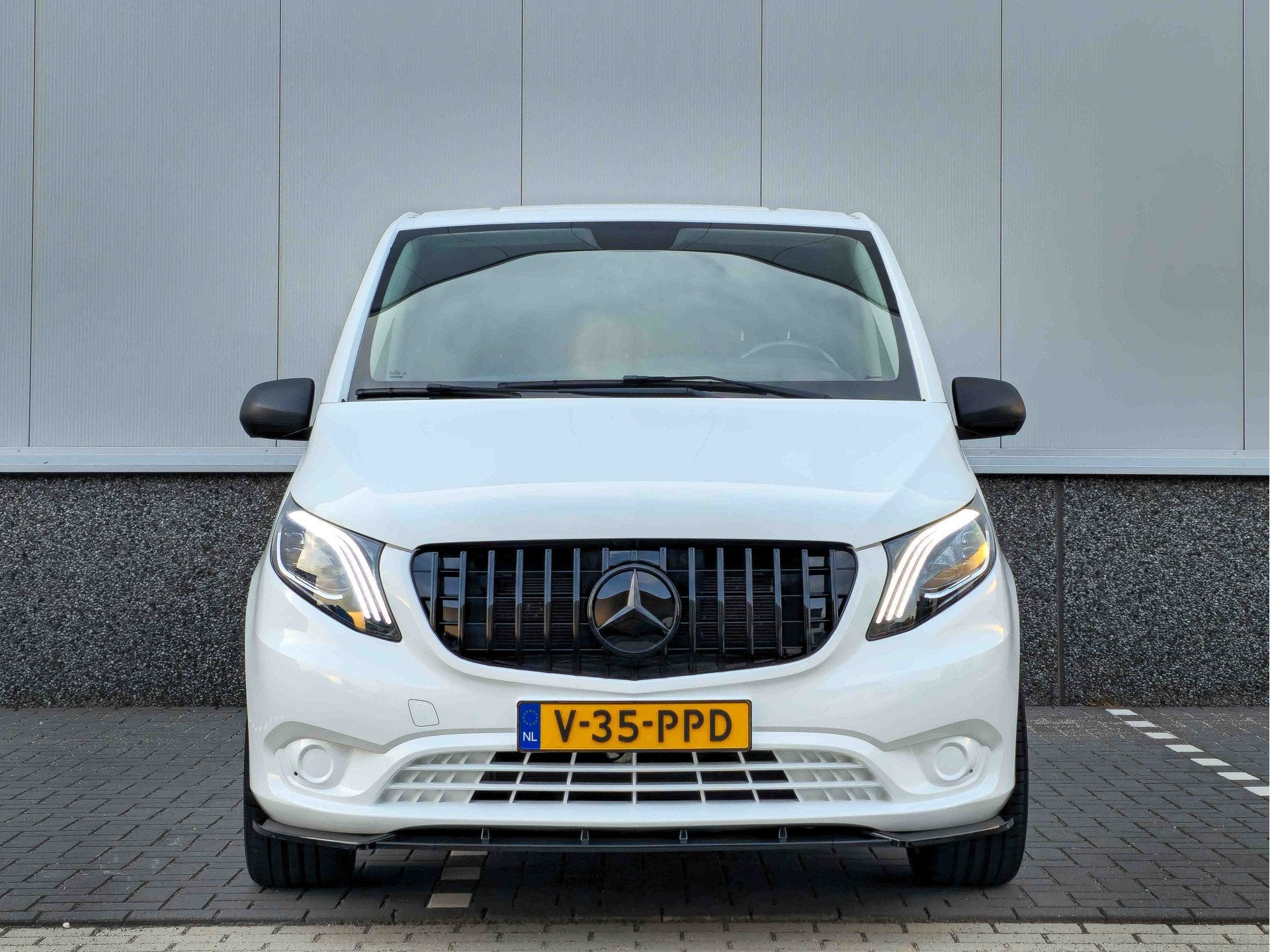Mercedes-Benz Vito 114 CDI Lang | Trekhaak 2500 | Carplay |, Automaat, Dealer onderhouden, 4 cilinders, 2500 kg