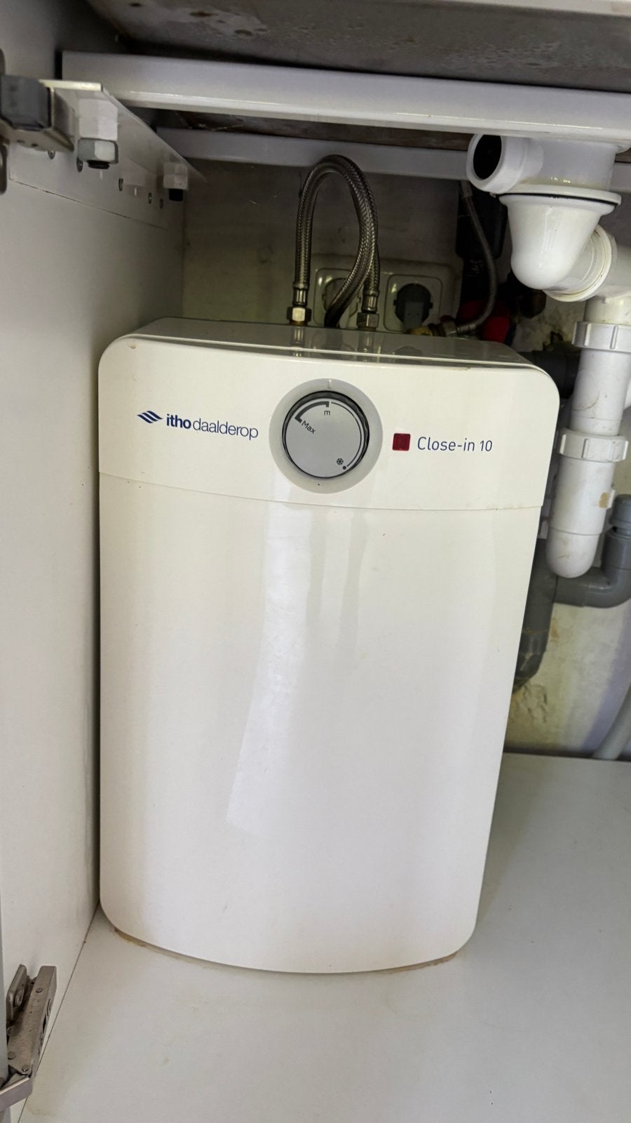 Itho Daalderop Close-in 10 liter boiler, 30 tot 80 cm, Gebruikt, Overige typen, Minder dan 60 cm