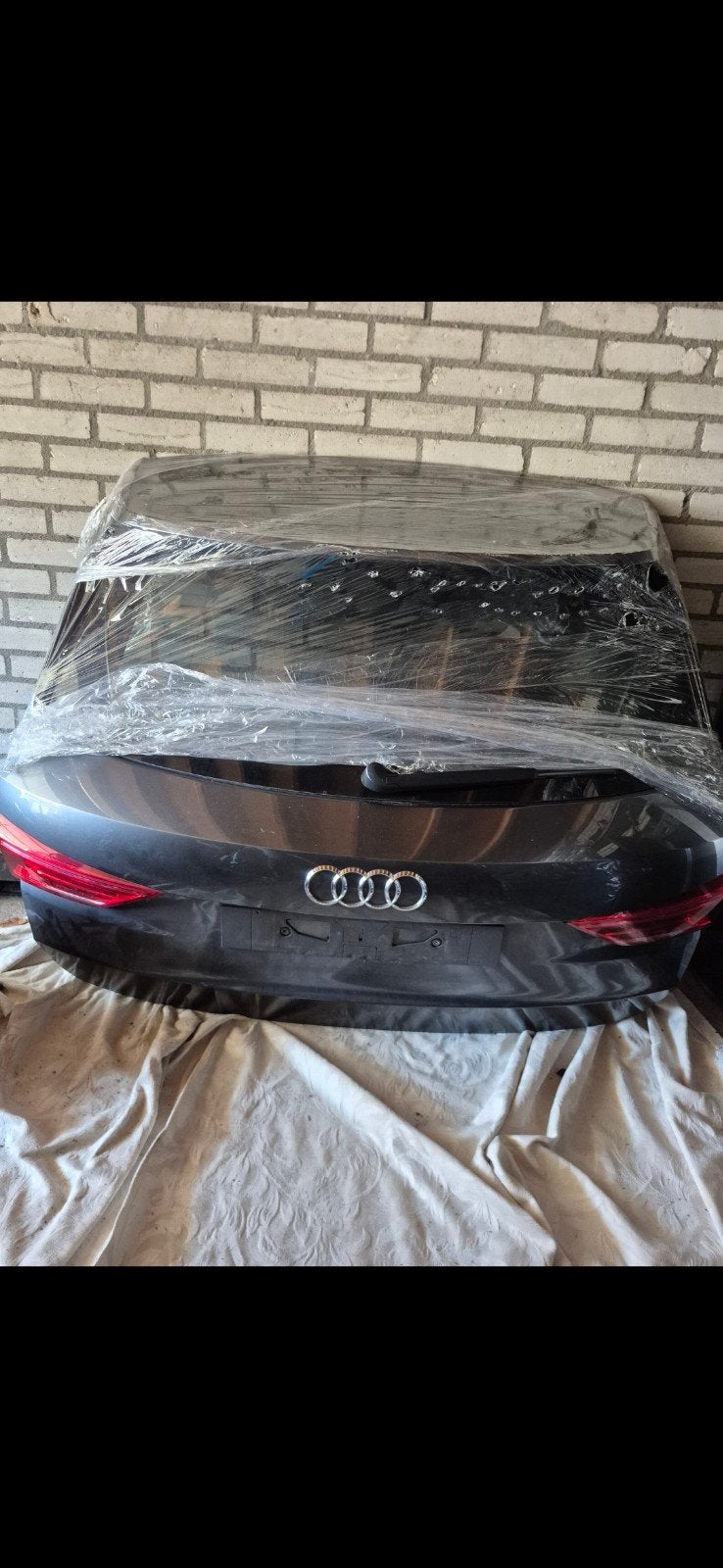 Achterklep q3 2022, Auto diversen, Dakkoffers, Ophalen of Verzenden, Zo goed als nieuw